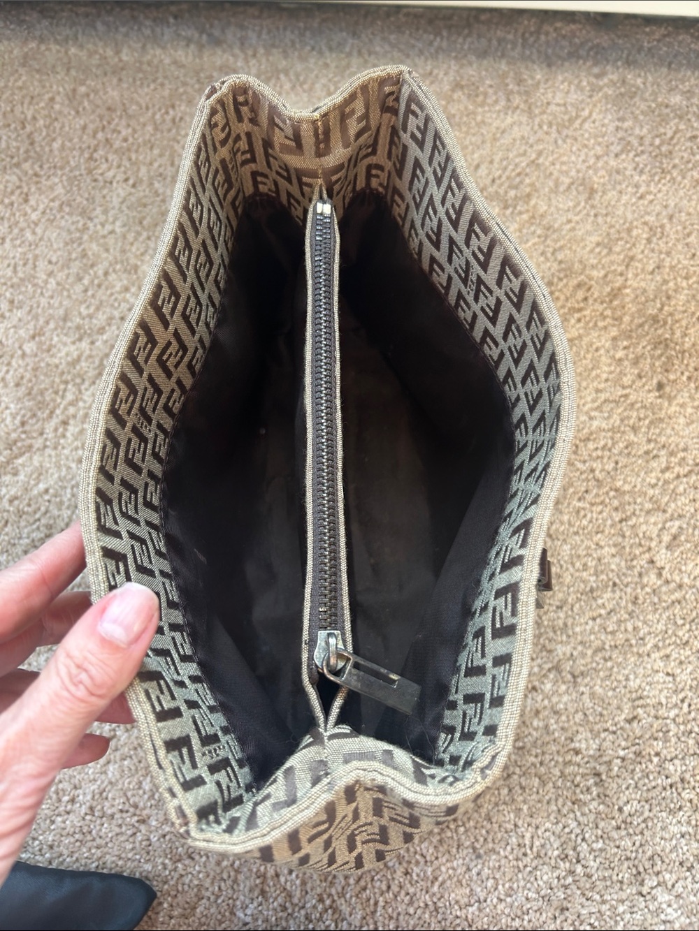Fendi Beige and Brown FF Logo Canvas Tote with Dark Brown Straps - Picture 4 of 7